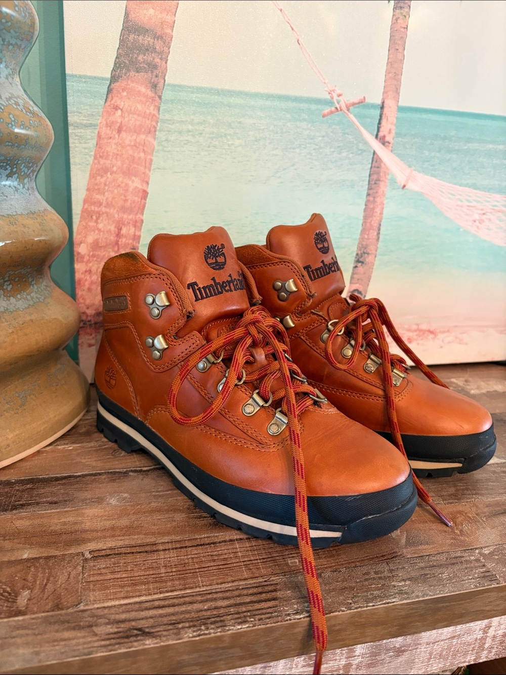 Timberland Men’s Tan Leather Lace-Up Hiking Boots great condition